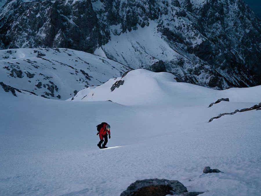 TOP 10 PEAK CLIMBING IN NEPAL