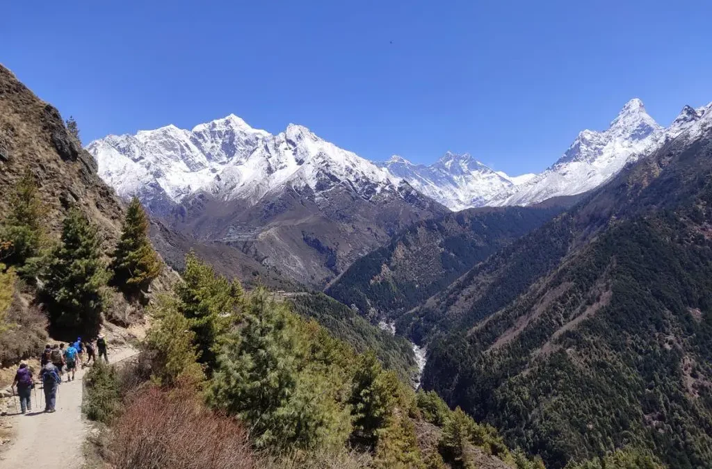 Top 5 Easy Trekking Trails in Nepal For Beginners