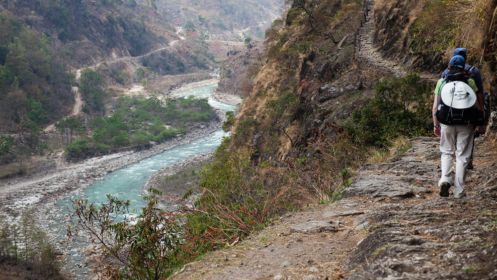 solo trekking is a mistake for booking mistakes for treks in nepal