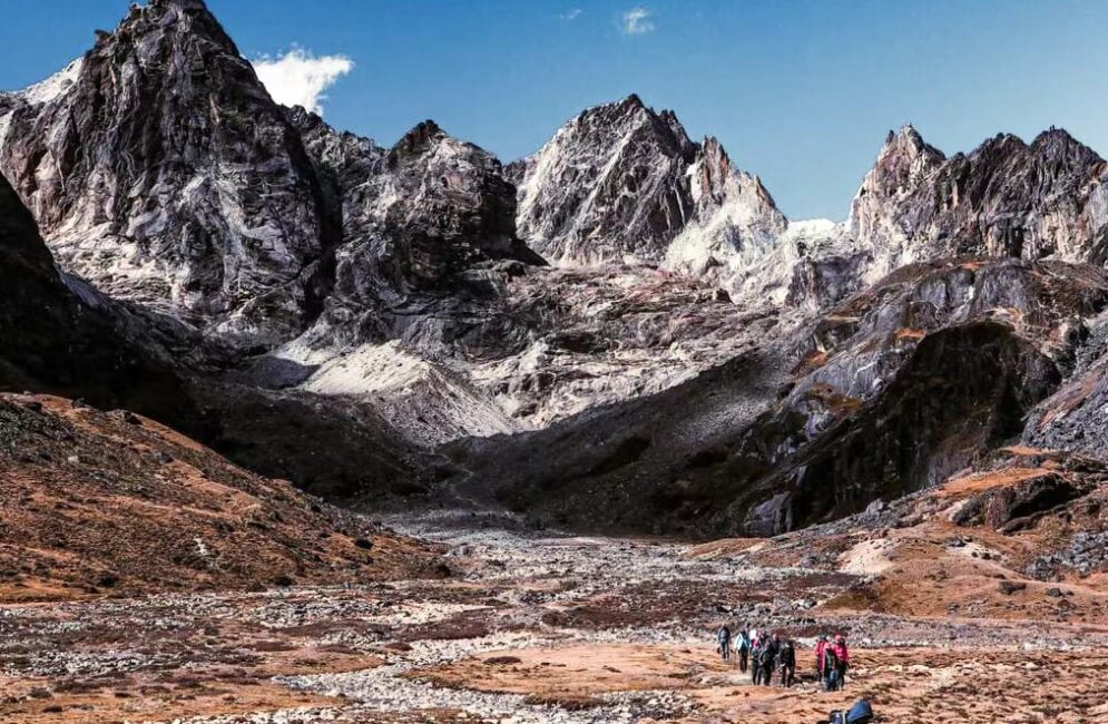 trekking in nepal revolves around natural beauty more than other countries