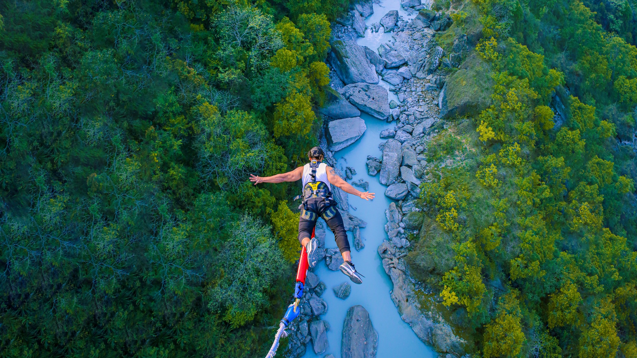 bungee jumping is a thrilling things to do in pokhara