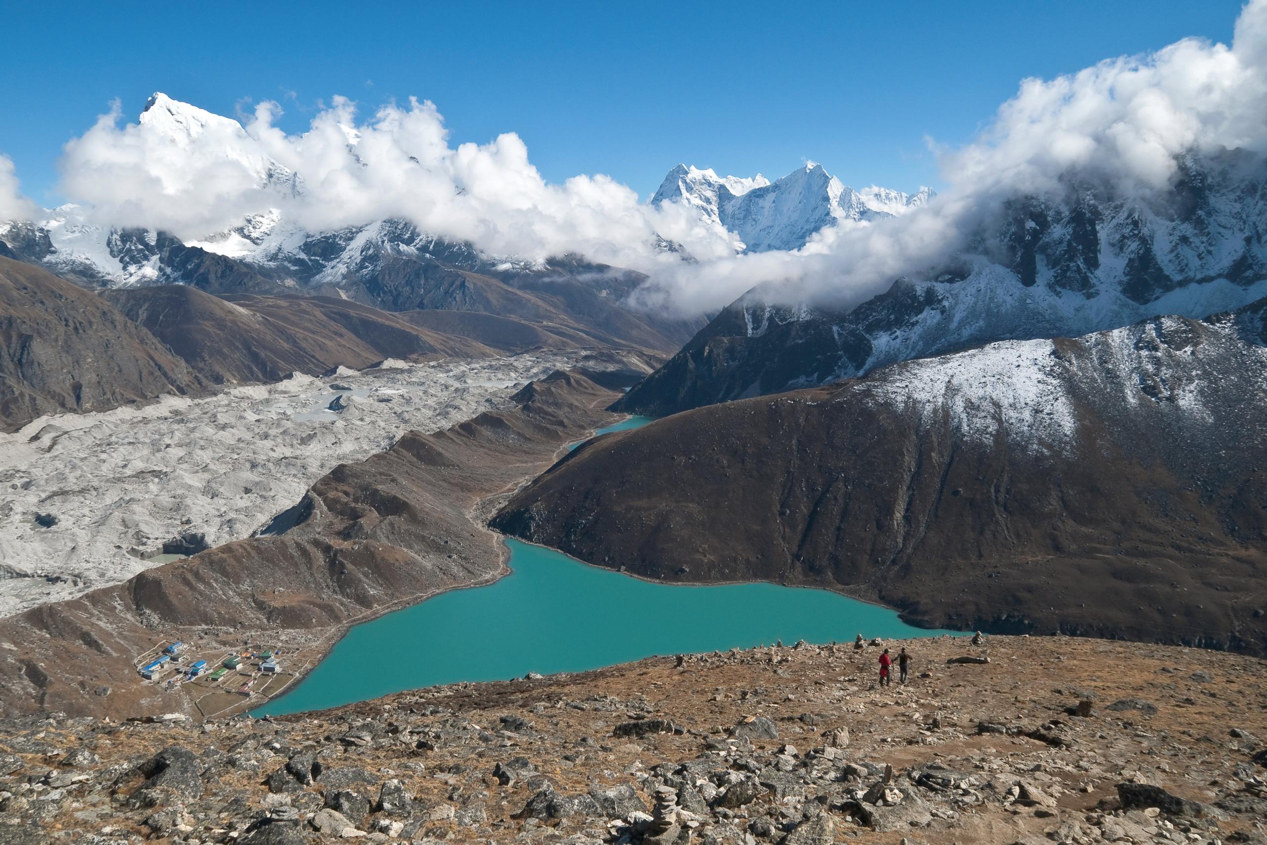 himalayan lakes in nepal provide beautiful views to tourists