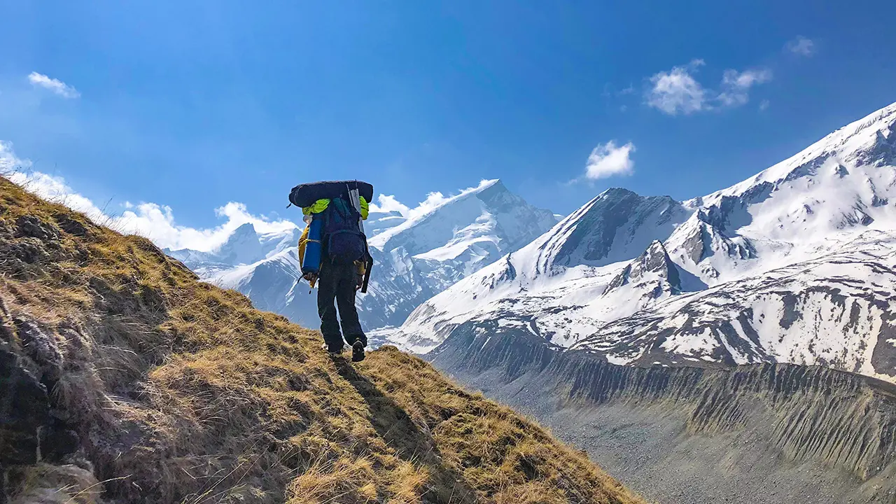 trekking acclimatization helps you to be safe from altitude sickness