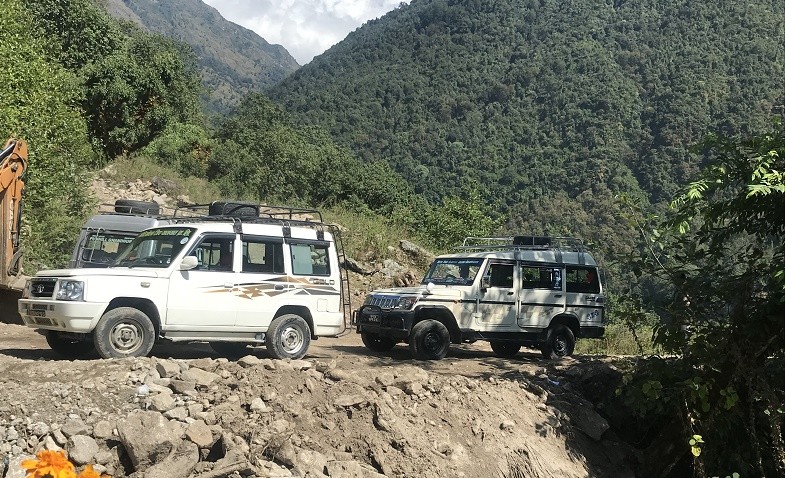 always compare transportpackage before booking any trekking